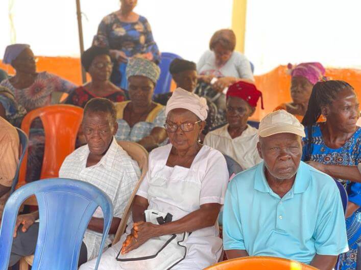 chidi ikediashi foundation photo page1